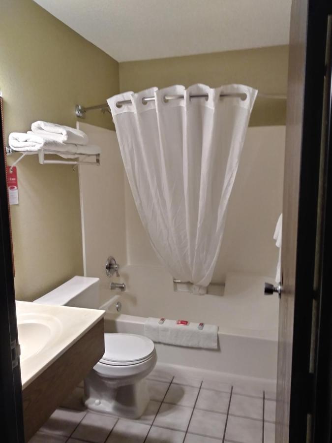 King Room - Non-Smoking
